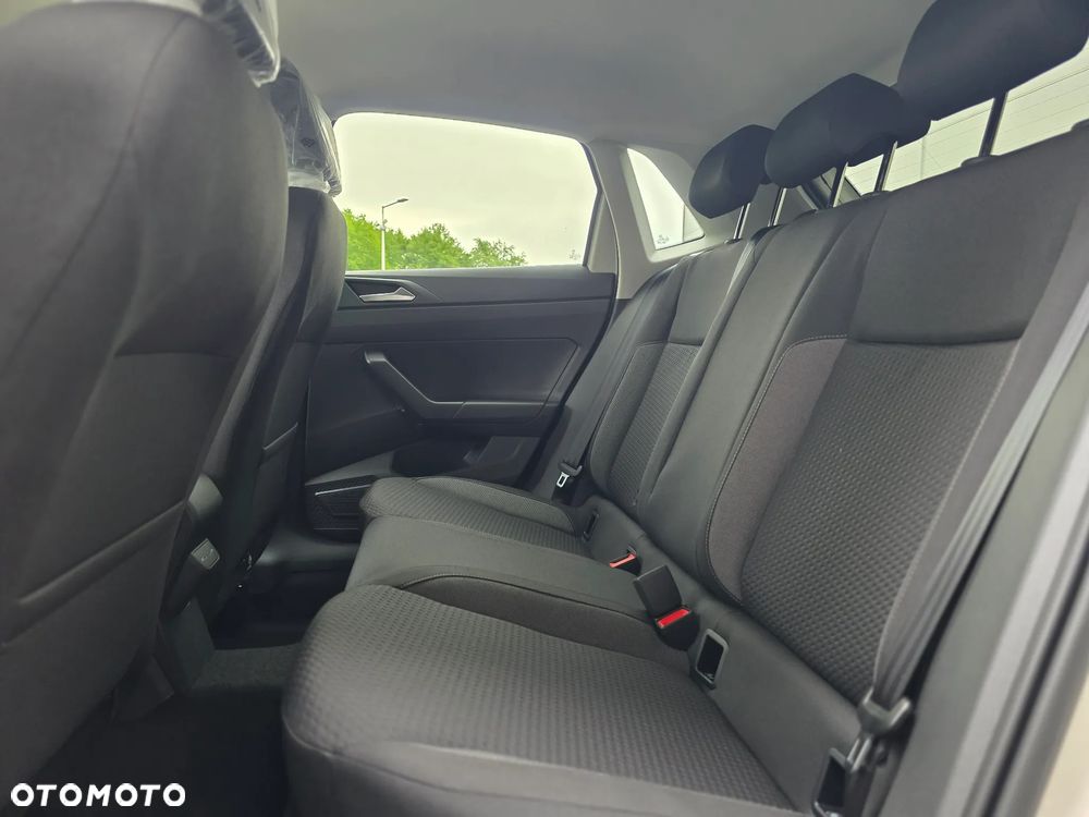 Volkswagen Polo 1.0 MPI Life Plus - 12