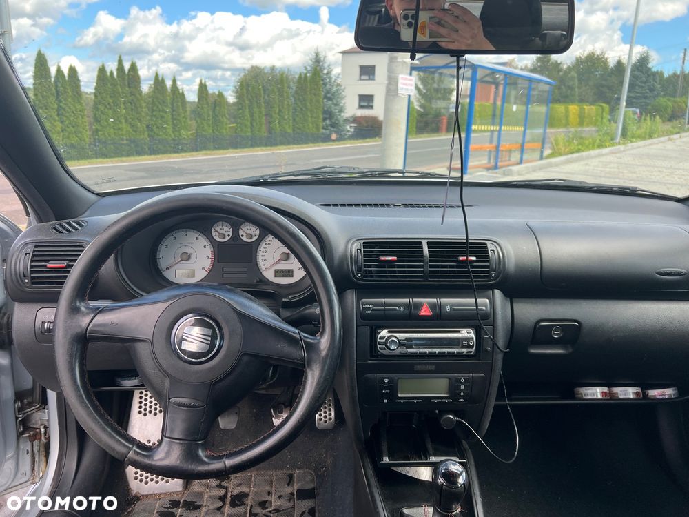 Seat Leon 1.8T Cupra R - 13