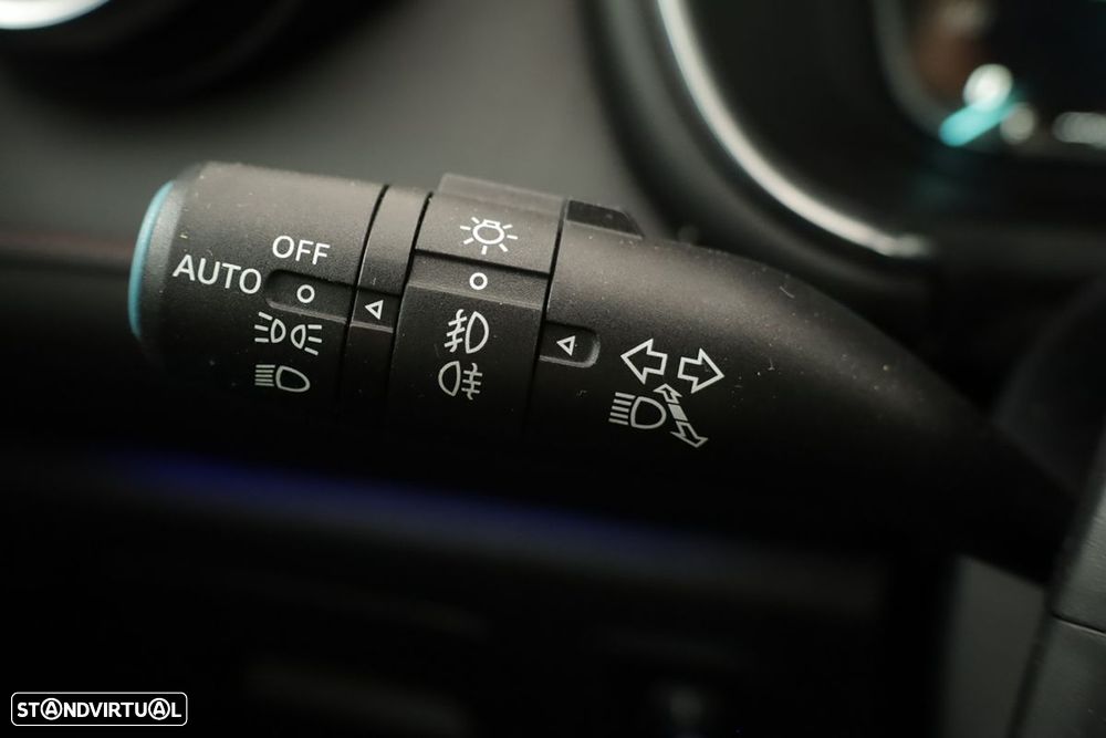 MG EHS 1.5 T-GDI Plug-in Hybrid Luxury - 17
