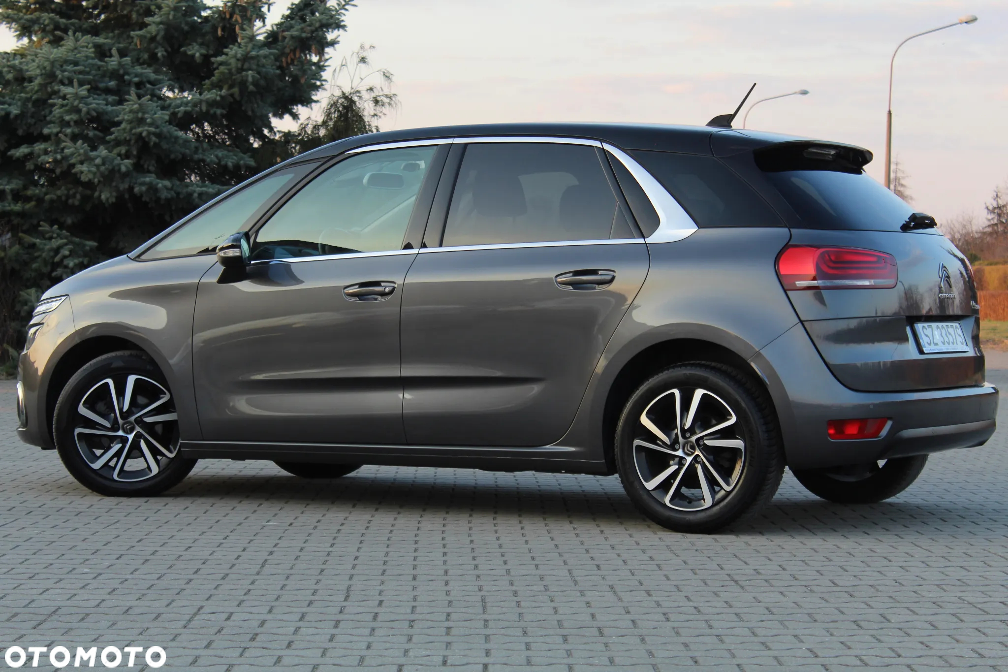 Citroën C4 SpaceTourer BlueHDi 130 Stop&Start SHINE - 9