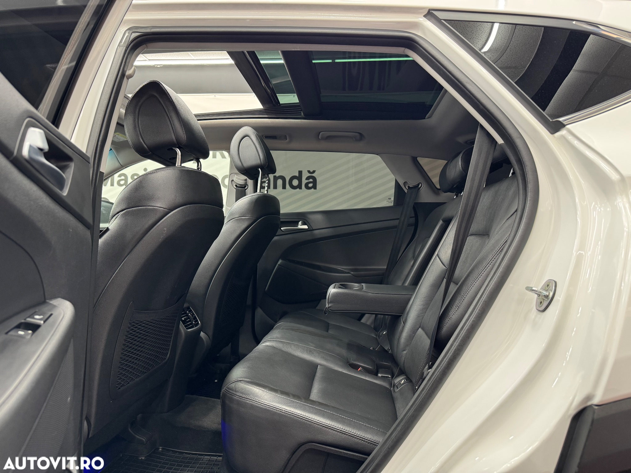 Hyundai Tucson blue 2.0 CRDi 4WD Aut. Premium - 6