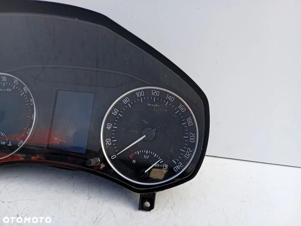 licznik zegary skoda octavia ii lift 1.6 tdi 2011r 1z0920803g - 3