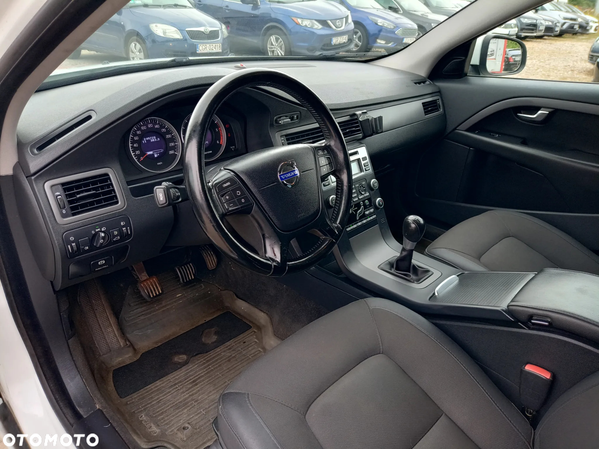 Volvo V70 1.6D DRIVe Kinetic - 11