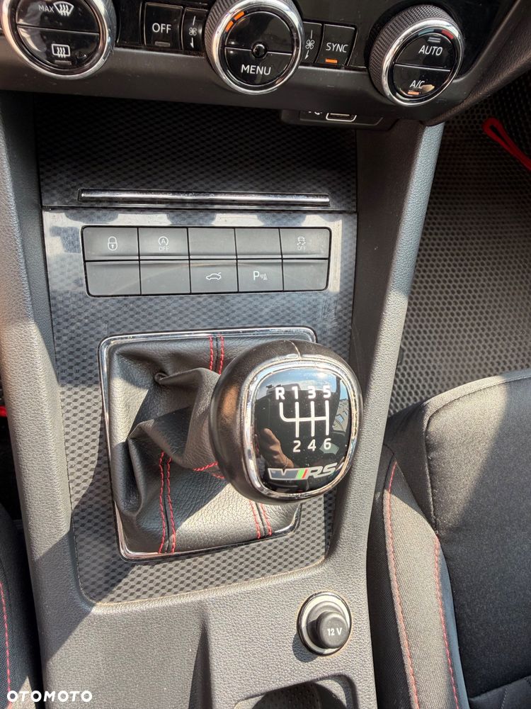 Skoda Octavia 2.0 TSI RS 230 - 17