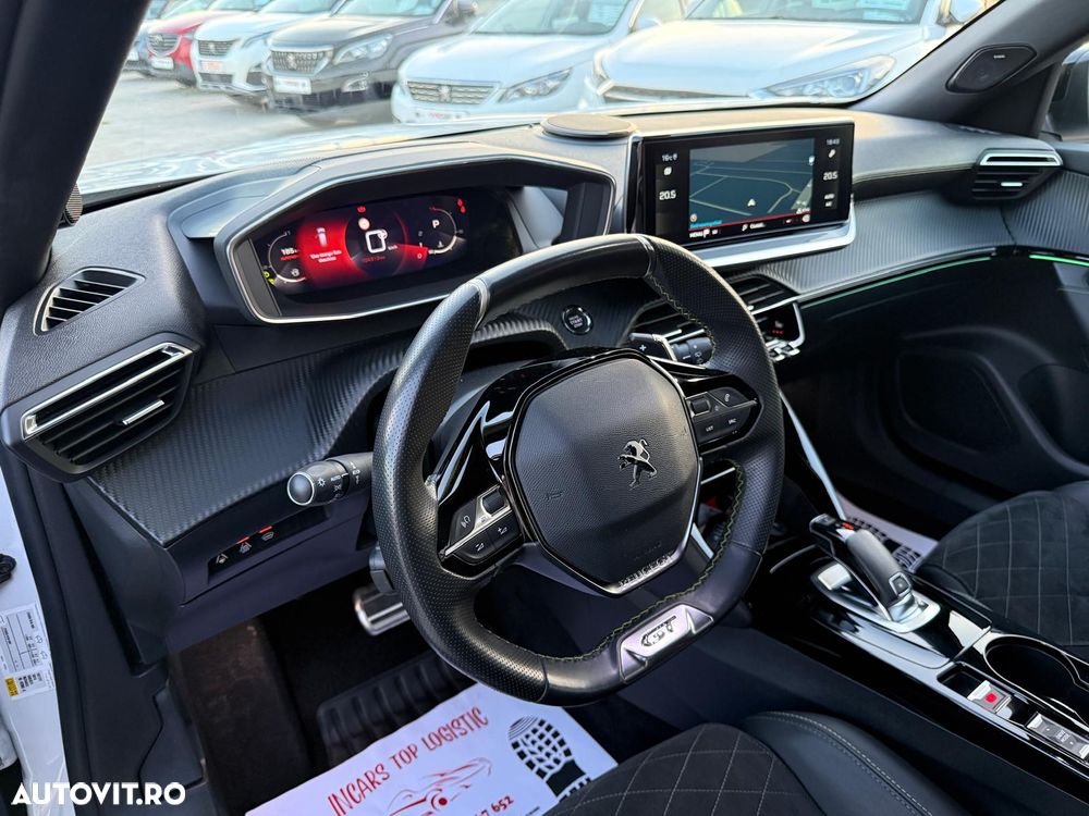 Peugeot 2008 PureTech 130 EAT8 GT Pack - 22