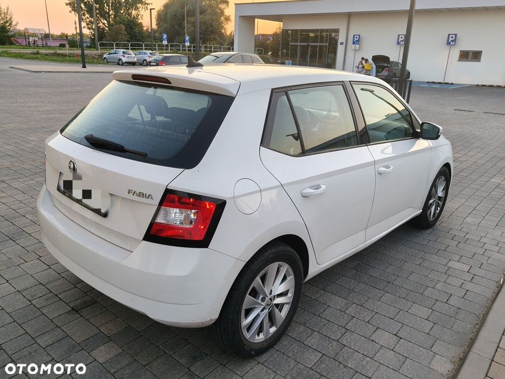Skoda Fabia - 4