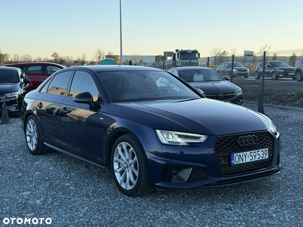 Audi A4 Limousine - 3