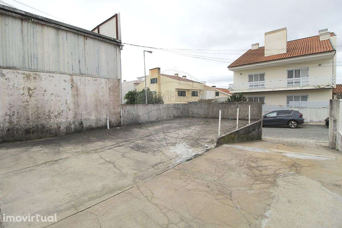 Garagem  para venda - Grande imagem: 2/5