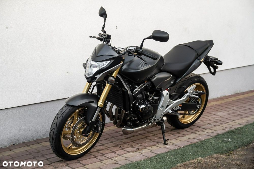 Honda Hornet - 8