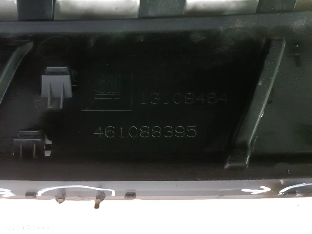 OPEL ASTRA III H 04-14 1,4 B grill atrapa chłodnicy 461088395 * - 9