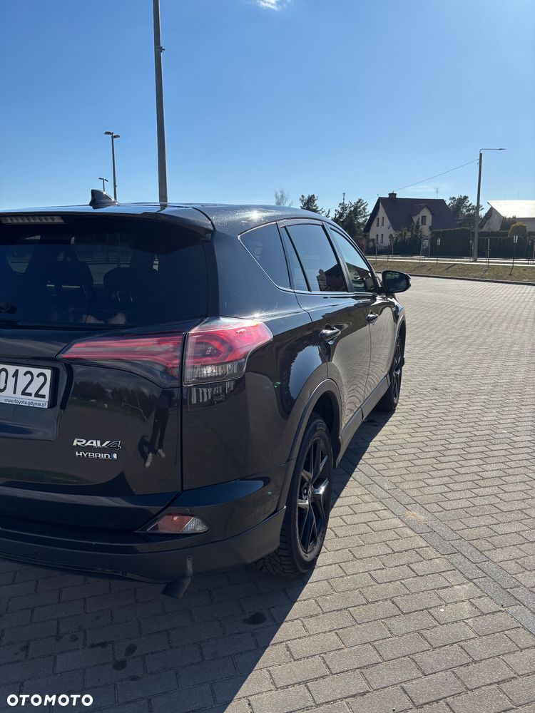 Toyota RAV4 - 6
