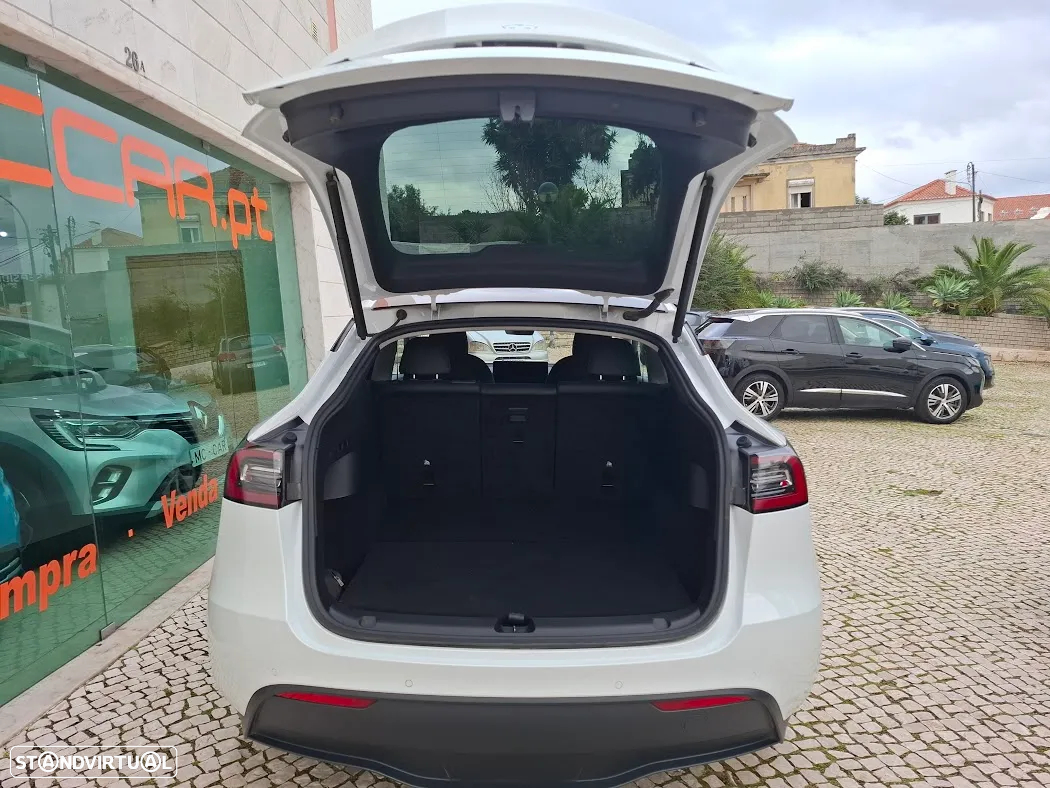 Tesla Model Y Long Range Dual Motor AWD - 45