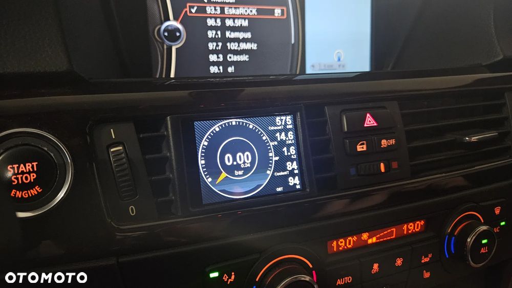 BMW Seria 3 335i xDrive - 16