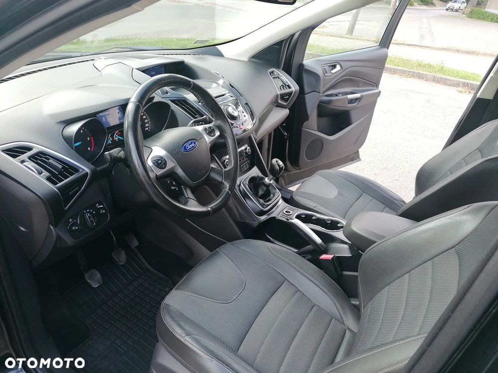 Ford Kuga 2.0 TDCi Titanium - 11