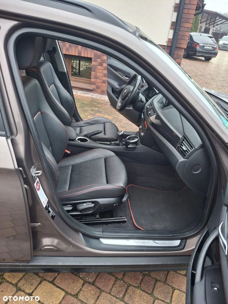 BMW X1 sDrive18d xLine - 9