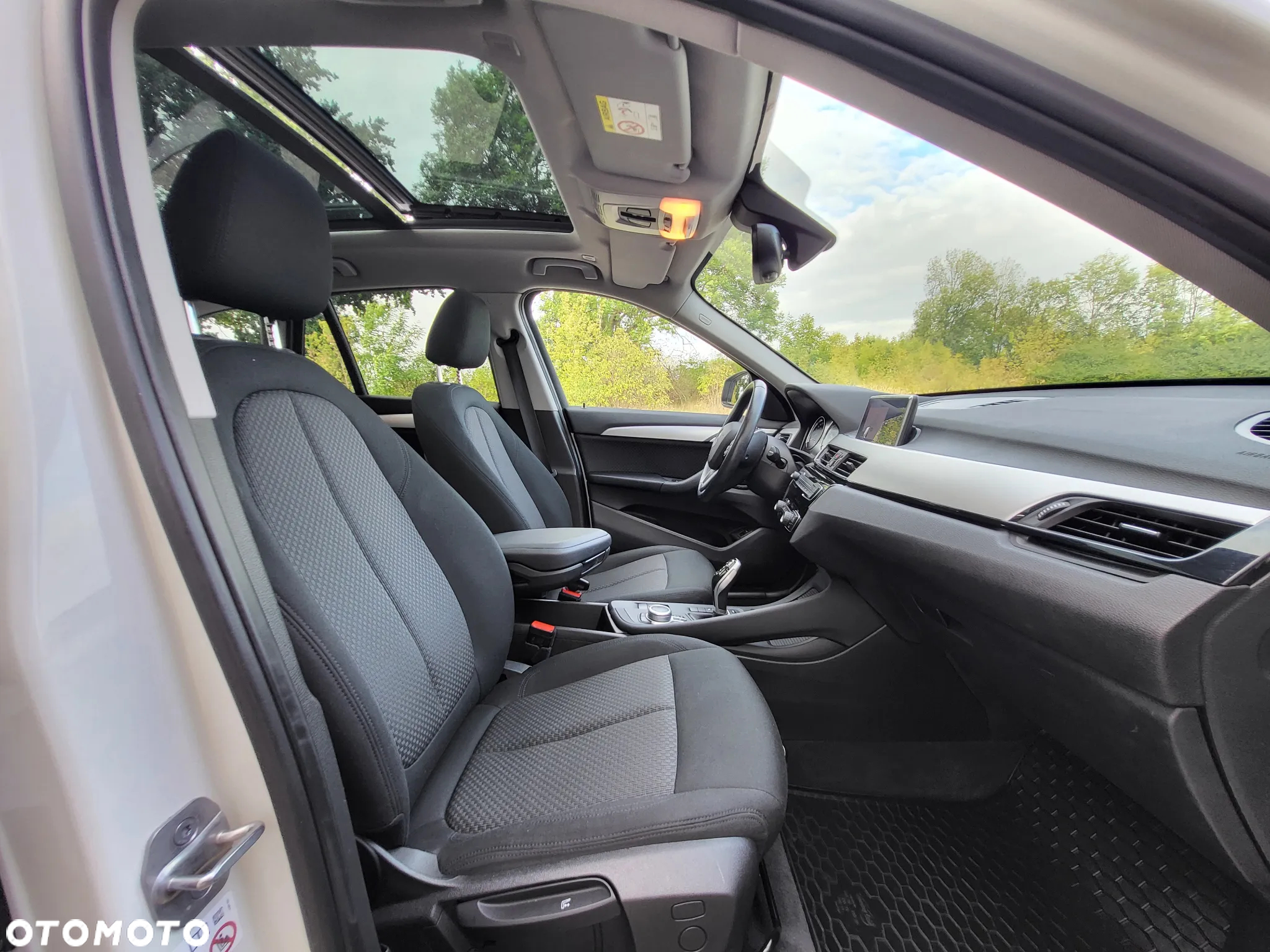 BMW X1 sDrive18d - 16