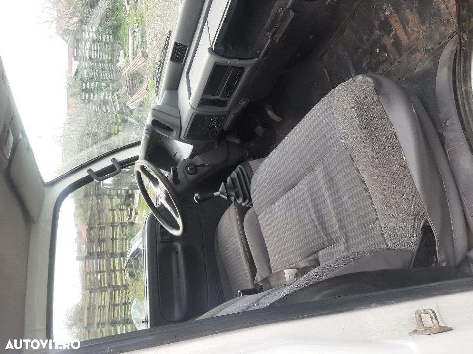 dezmembrez nissan cabstar - 4