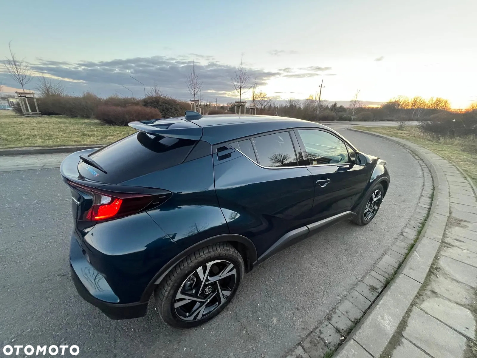 Toyota C-HR - 9