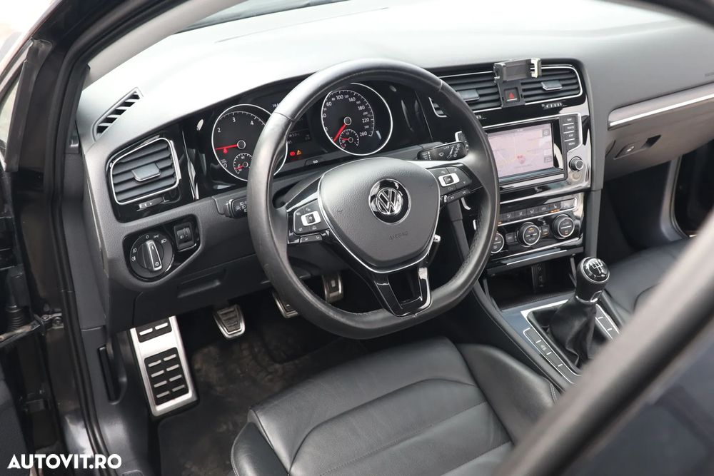 Volkswagen Golf 1.6 TDI DPF BlueMotion Technology Highline - 7