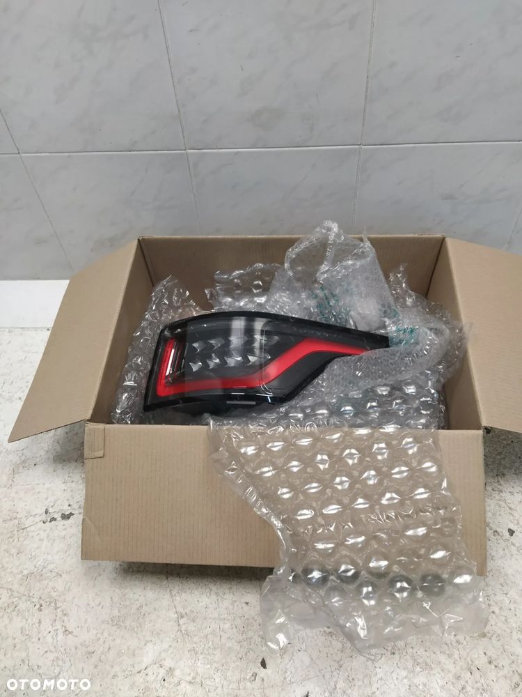 RANGE ROVER SPORT L494 LAMPA PRAWA TYŁ TYLNA LED NOWA - 10