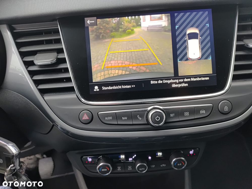 Opel Crossland X - 18