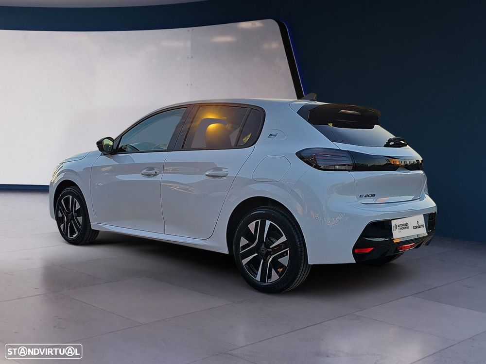 Peugeot e-208 - 8