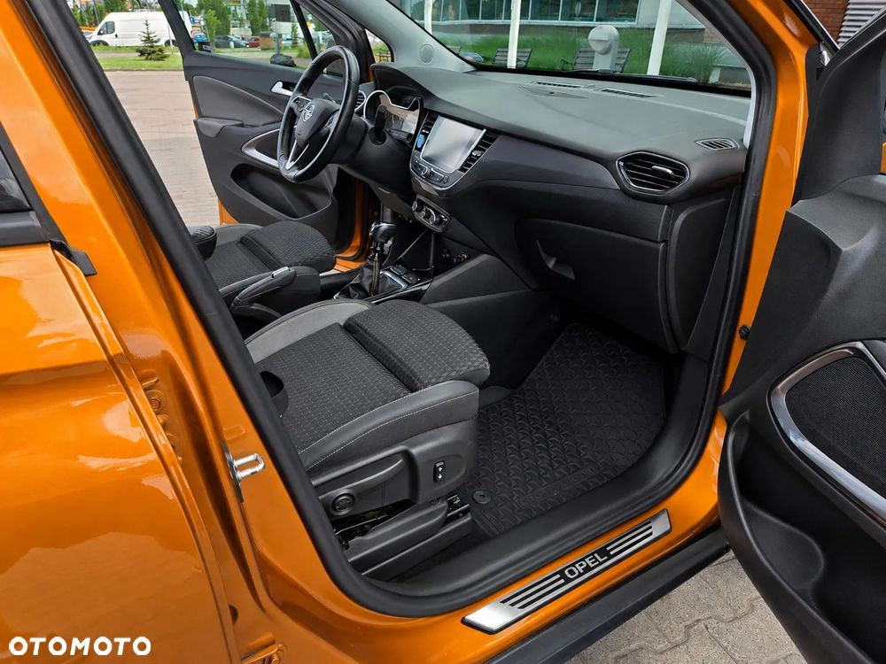Opel Crossland X 1.2 T Enjoy S&S - 6