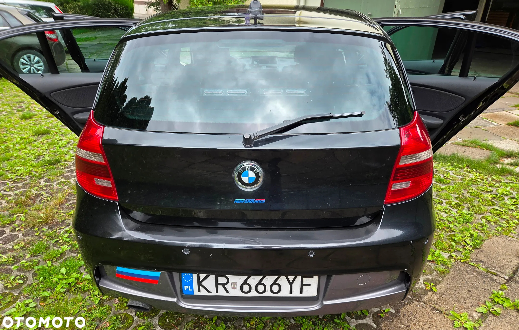 BMW Seria 1 123d DPF - 4