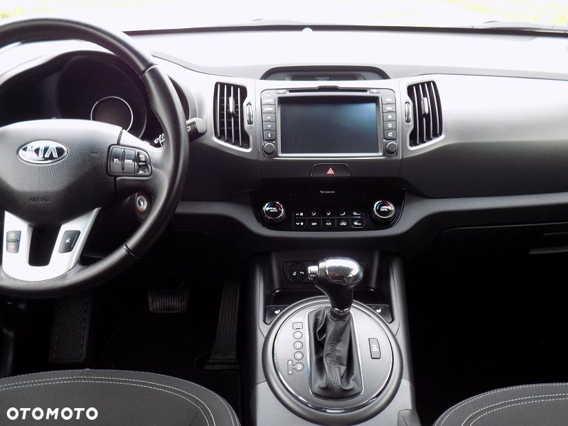 Kia Sportage 2.0 CRDI 4WD Automatik Dream-Team Edition - 25