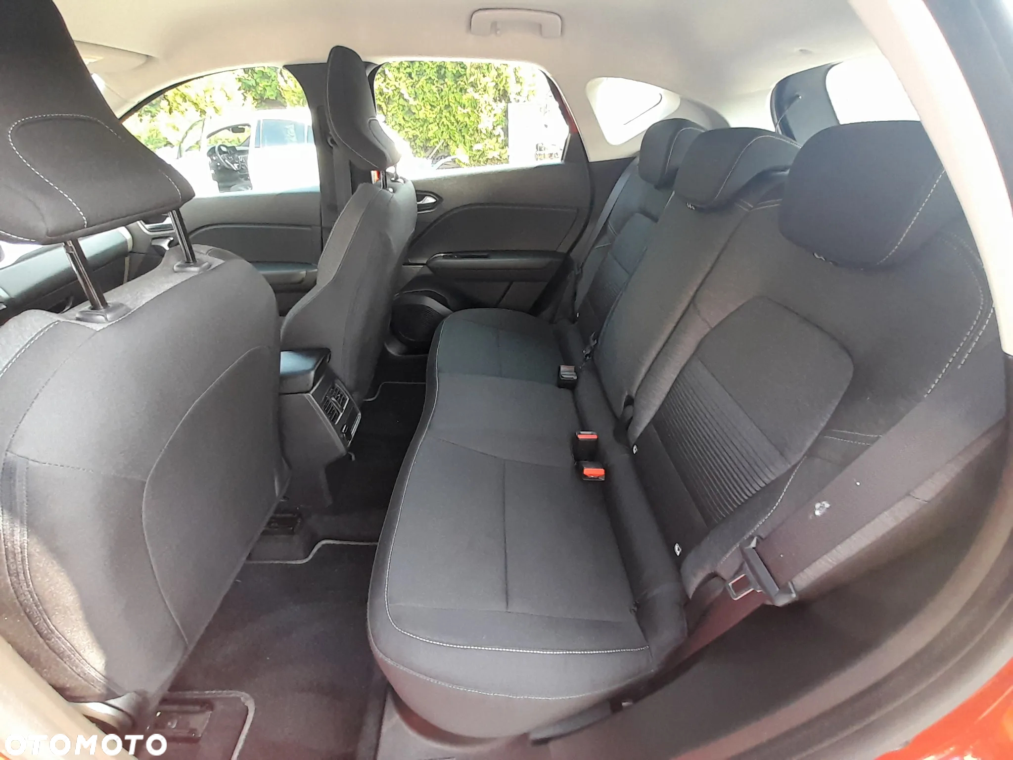 Renault Captur TCe 100 INTENS - 31