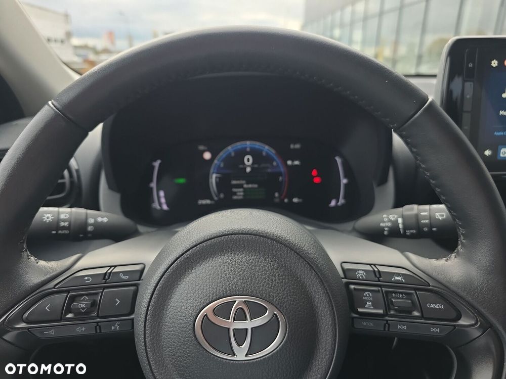 Toyota Yaris Hybrid 1.5 Style - 17