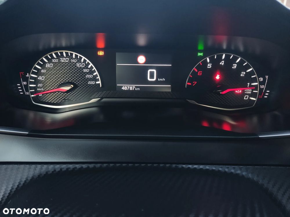 Peugeot 208 1.2 PureTech Style S&S - 27