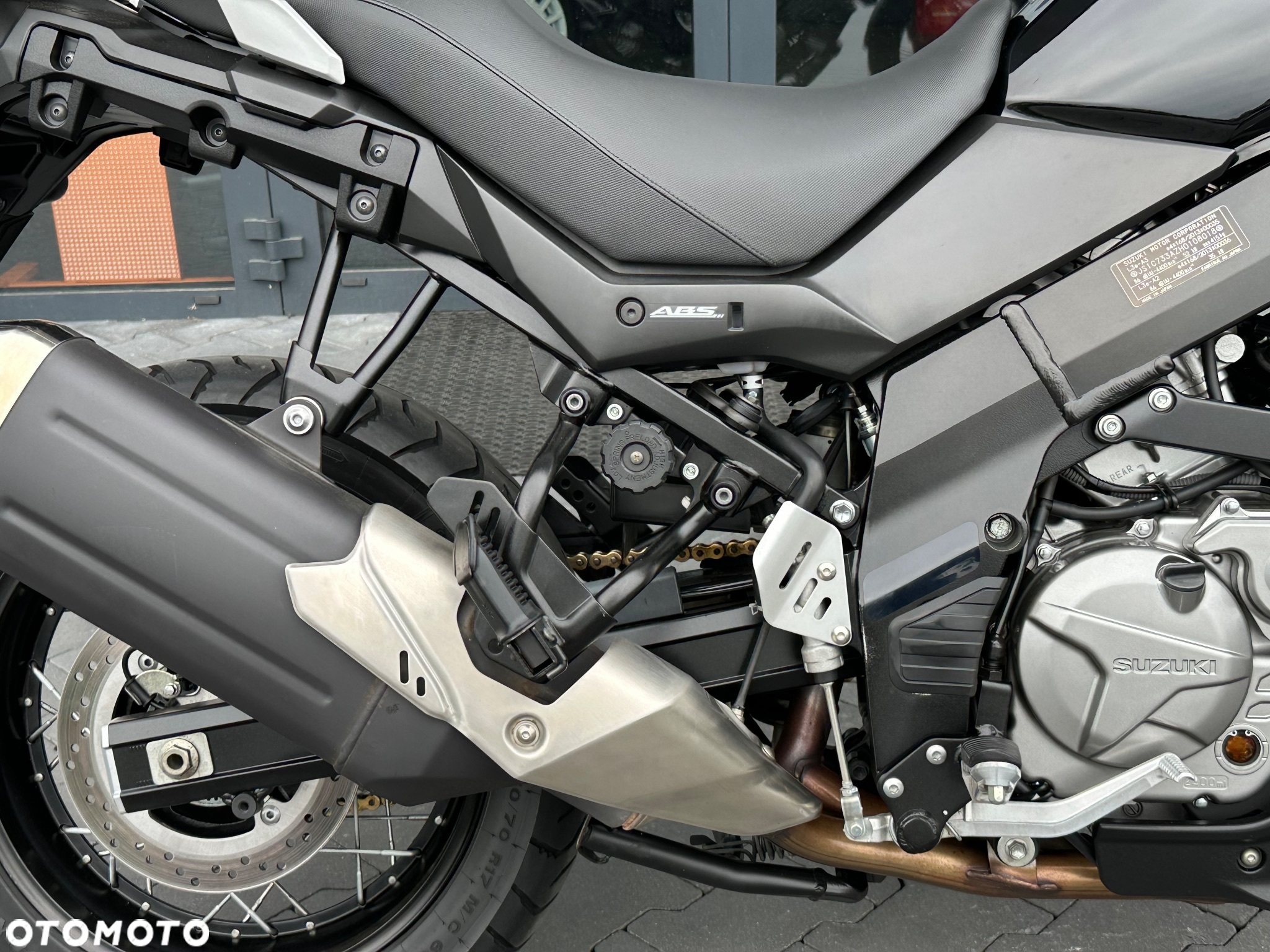 Suzuki V-STROM - 11