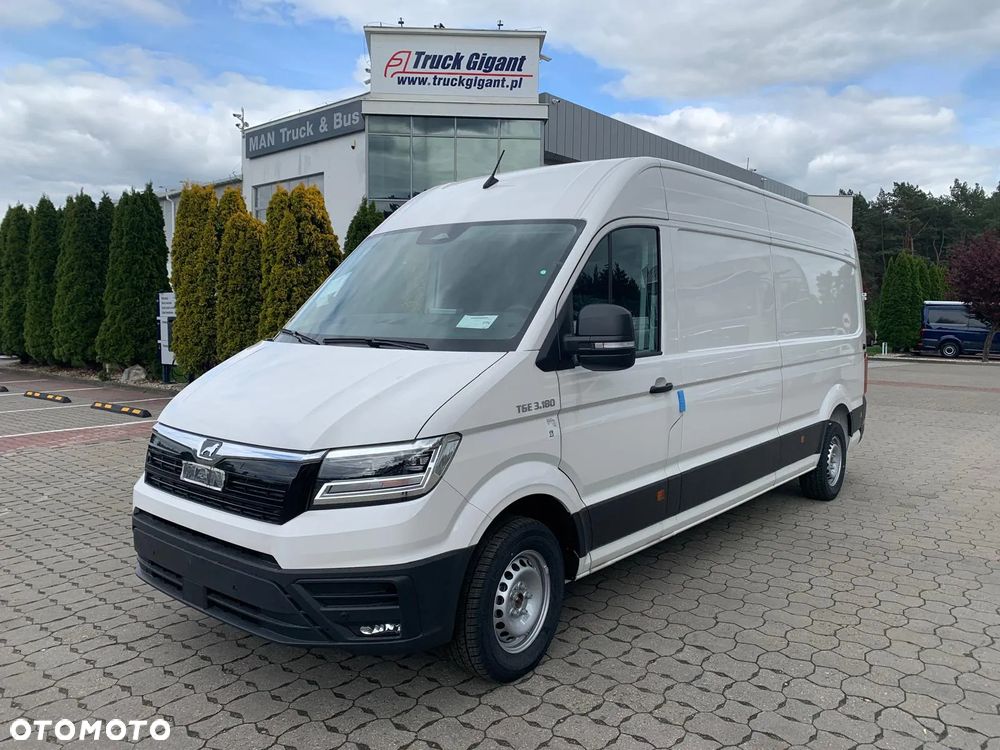 MAN TGE 3.180 4X2F SB - 33