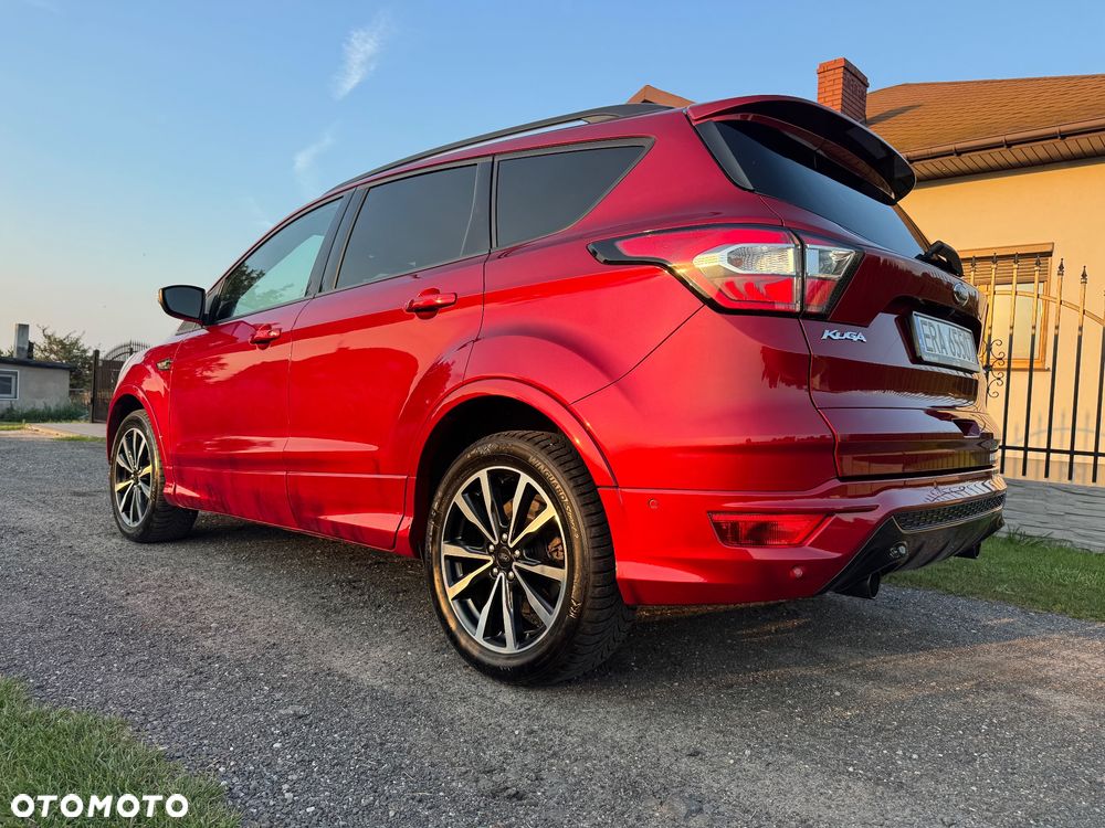 Ford Kuga 1.5 EcoBoost 2x4 ST-Line - 8