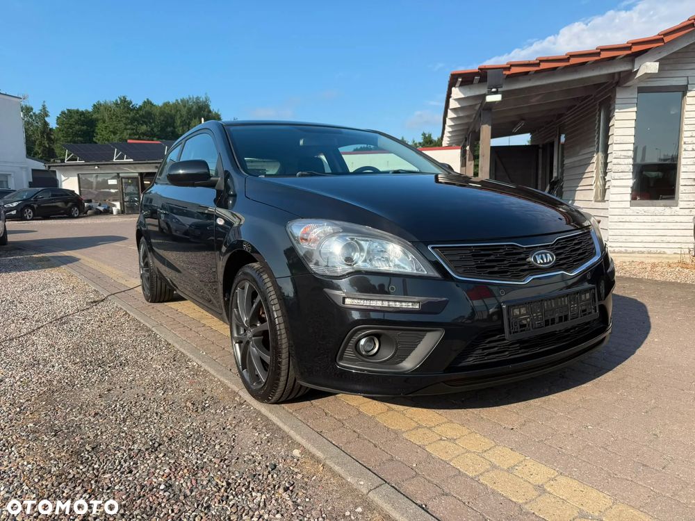 Kia ProCeed - 2