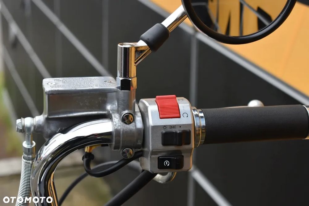 Suzuki Intruder - 22