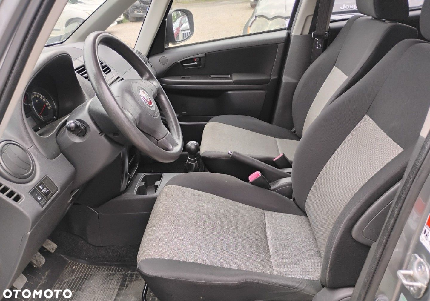 Suzuki SX4 - 8