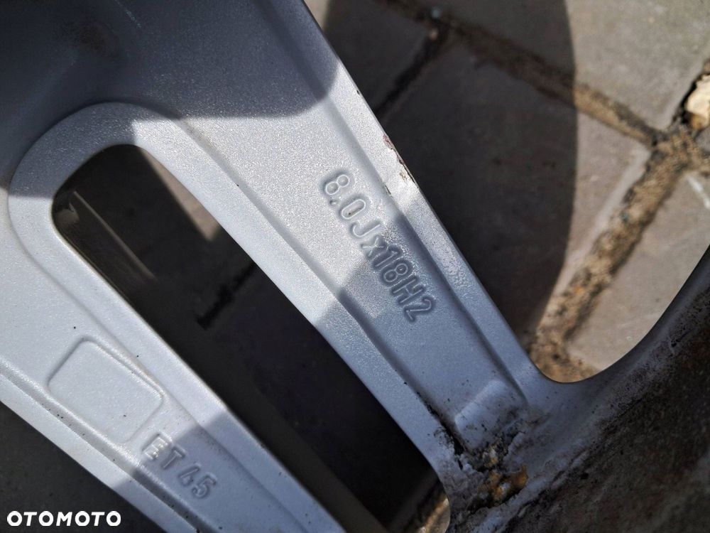 mercedes-benz w207 w204 felga aluminiowa 8.0 jx 18" et45 5x112 amg - 11
