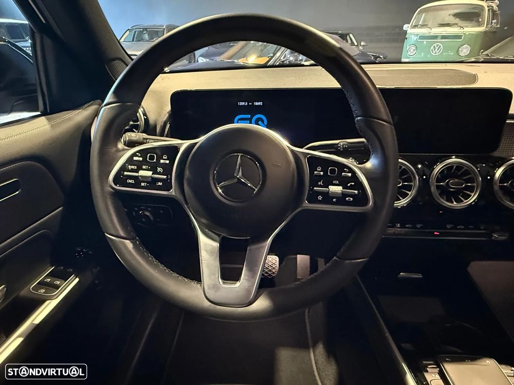 Mercedes-Benz EQB 300 4Matic - 29