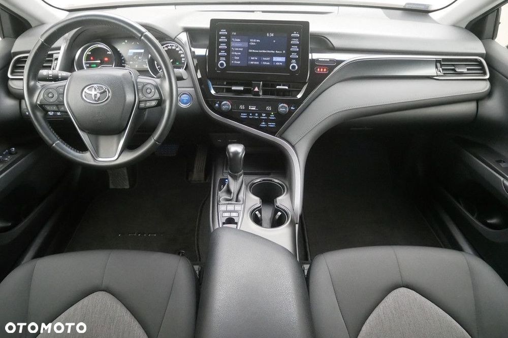 Toyota Camry 2.5 Hybrid Comfort CVT - 8