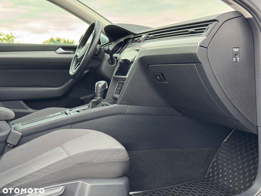 Volkswagen Passat 1.5 TSI EVO Essence DSG - 30