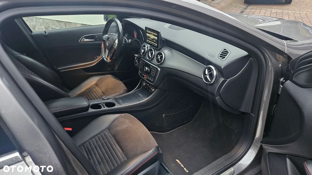 Mercedes-Benz GLA - 6