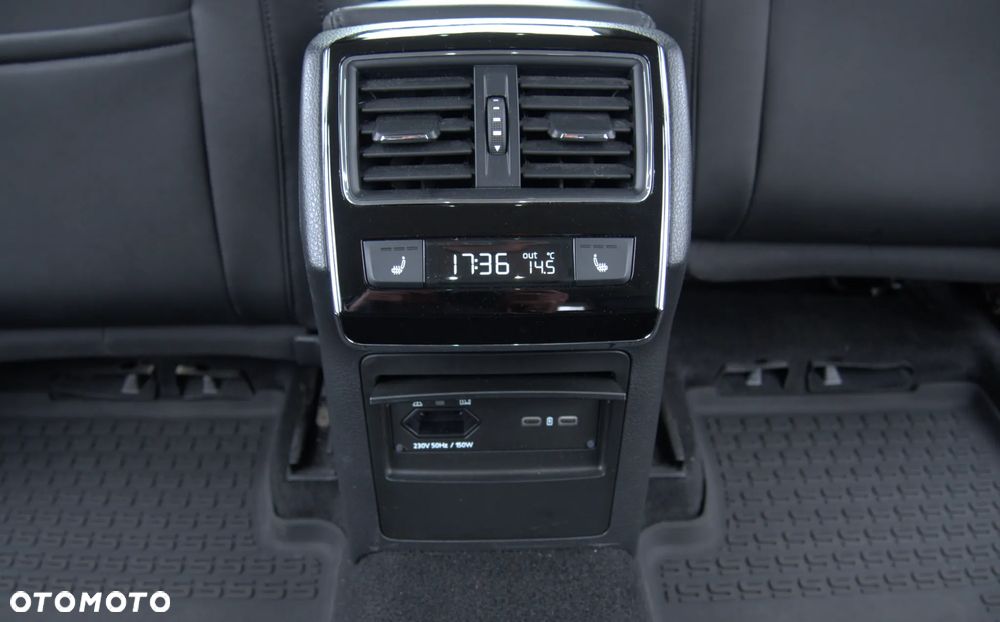 Skoda Superb 2.0 TSI Style DSG - 32