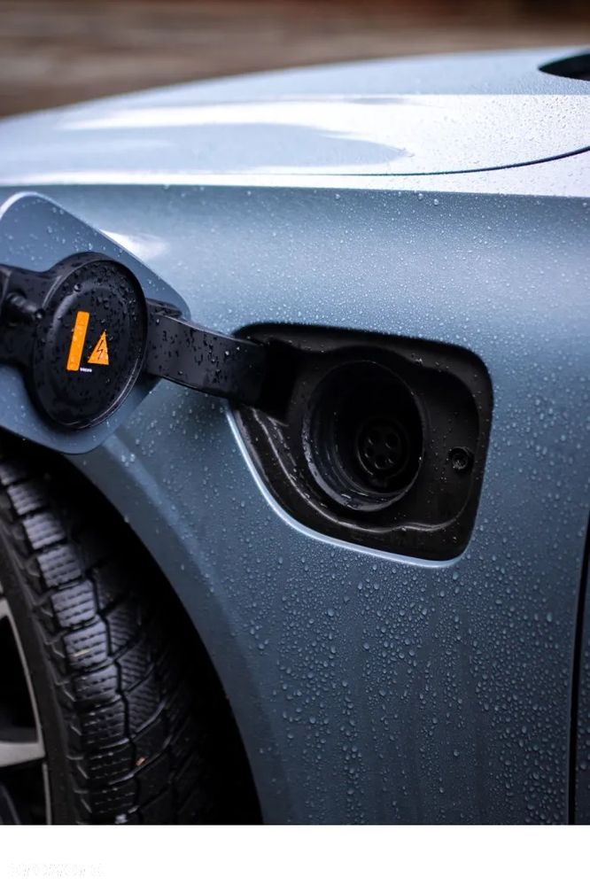 Volvo V60 T8 AWD Plug-In Hybrid Polestar Engineered - 7