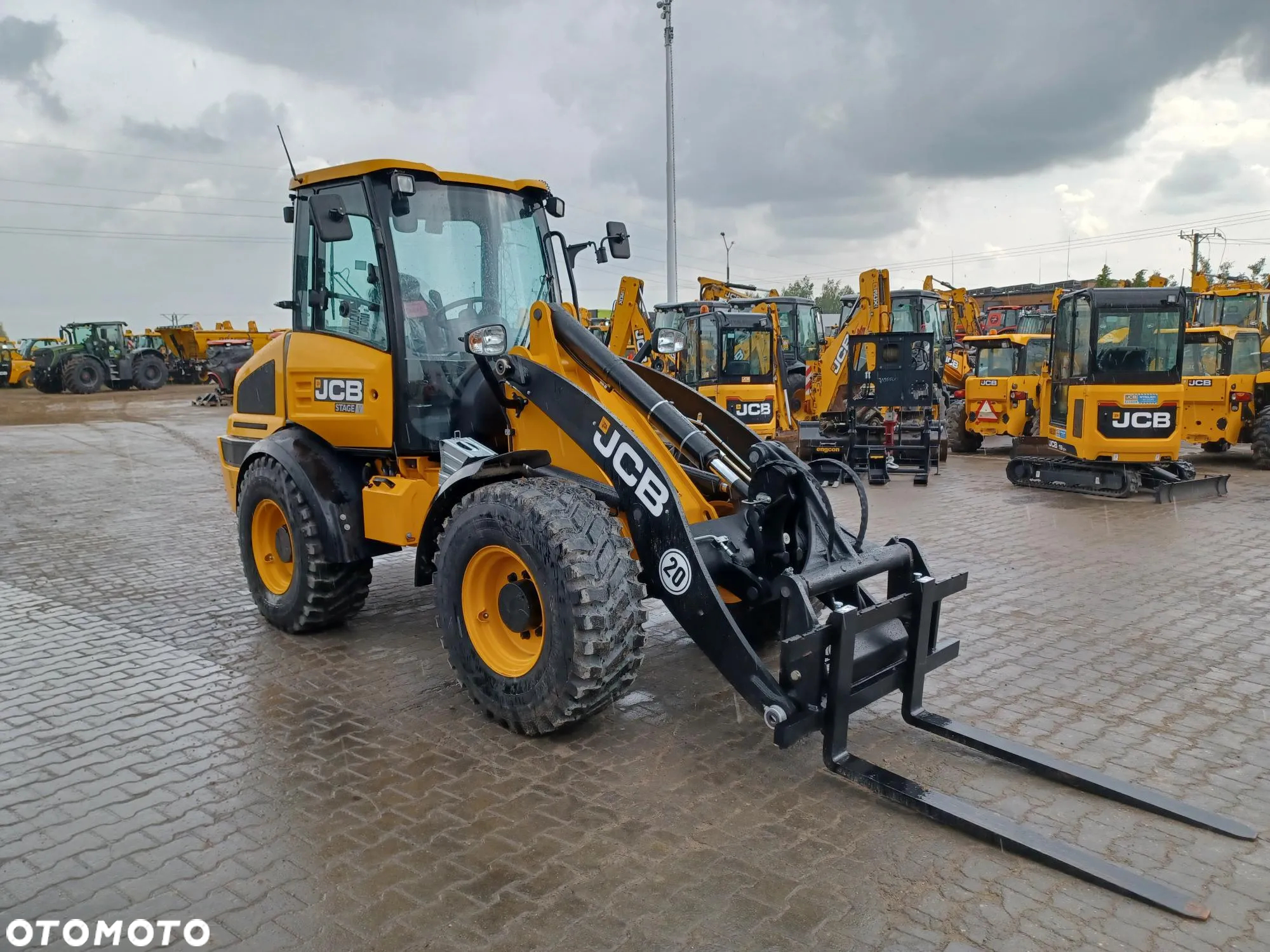 JCB 409 - 3
