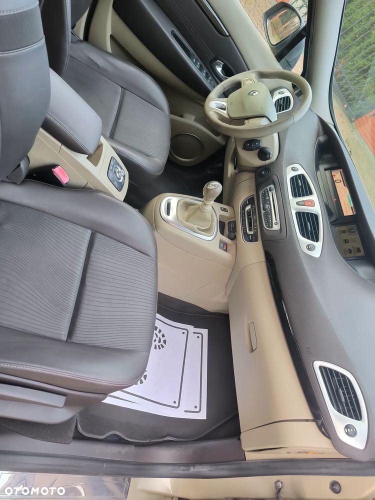 Renault Scenic TCe 130 Dynamique - 19