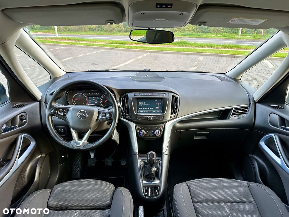 Opel Zafira 2.0 D (CDTI ecoFLEX) Start/Stop Innovation - 26