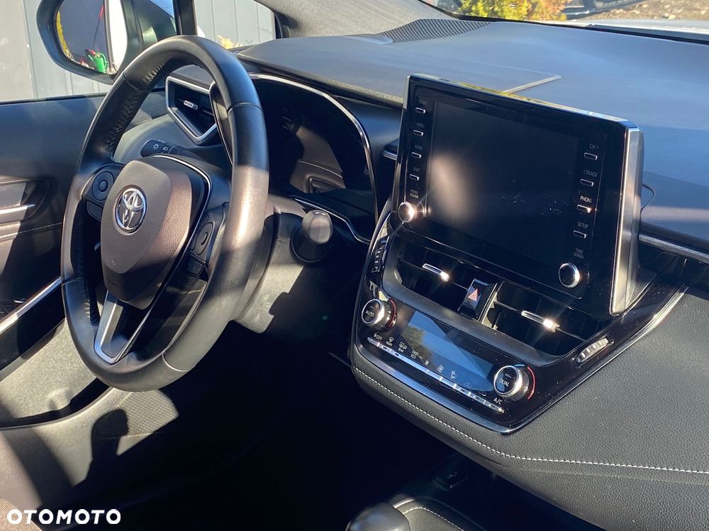 Toyota Corolla 1.8 Hybrid Comfort - 12