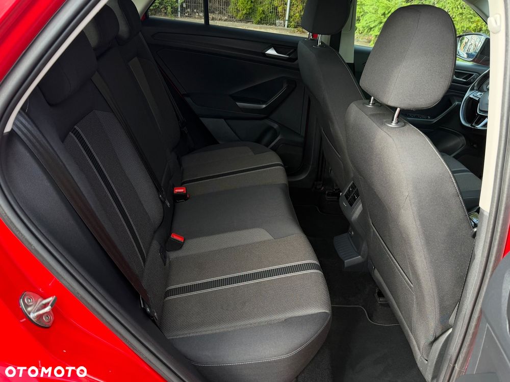 Volkswagen T-Roc 1.5 TSI OPF DSG Life - 17